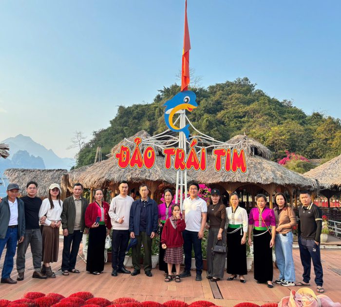 z7438445014205_3e1318aa1a24c846a2205f1374cd4926